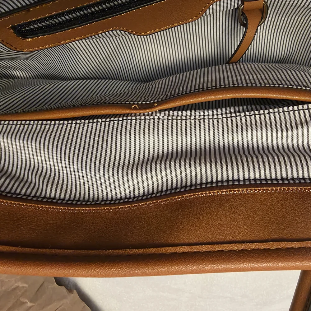 Colorful Striped Tote Bag - Picture 4 of 16